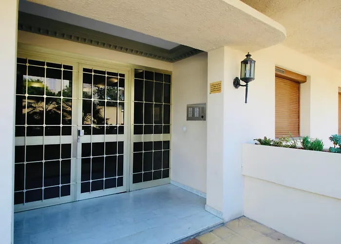 Le Petit Trotel - Nearby Beaches And * Ajaccio (Corsica)